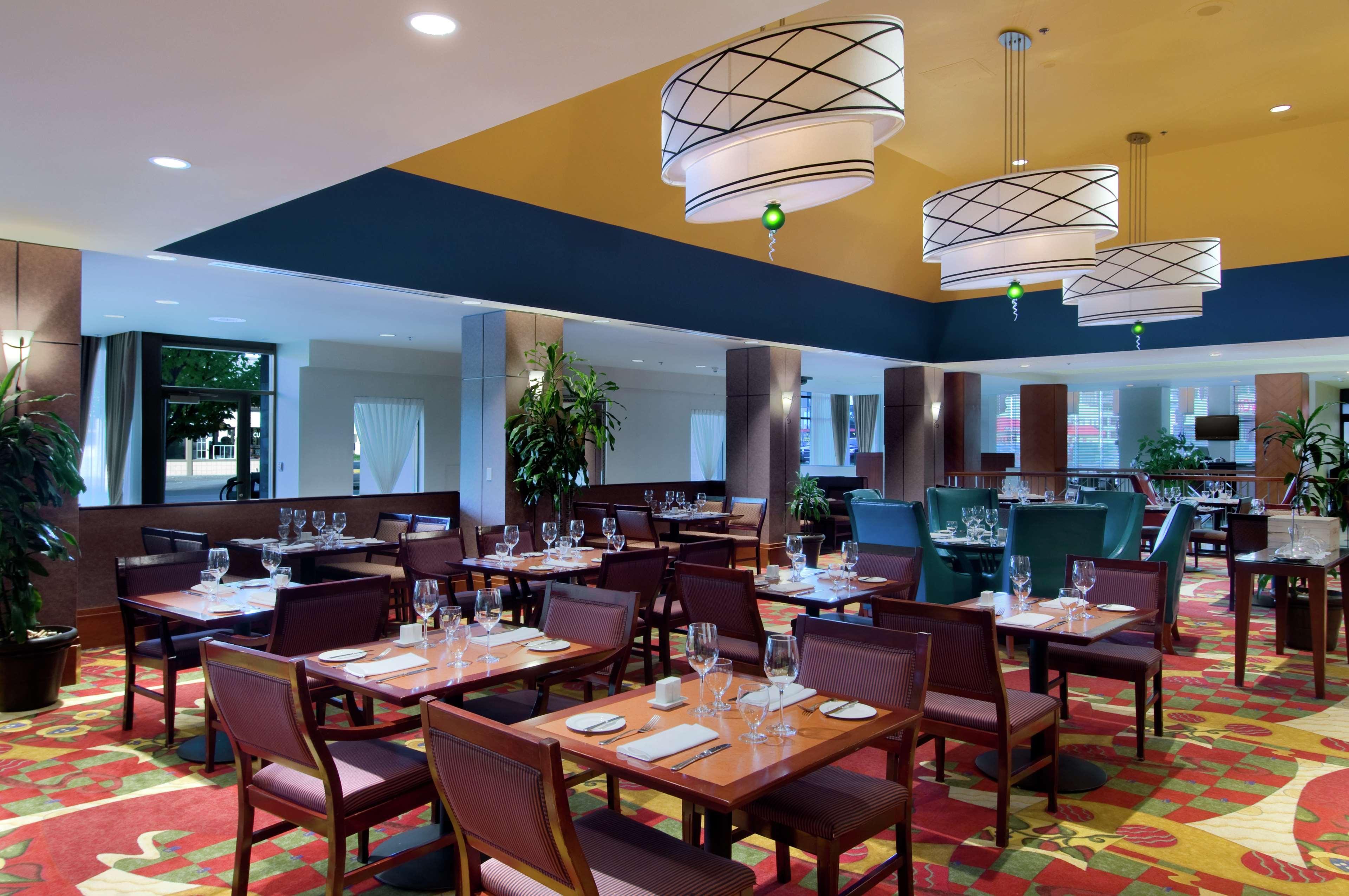 ฮิลตัน แวนคูเวอร์ แอร์พอร์ต โฮเต็ล Hotel ริชมอนด์ ร้านอาหาร รูปภาพ